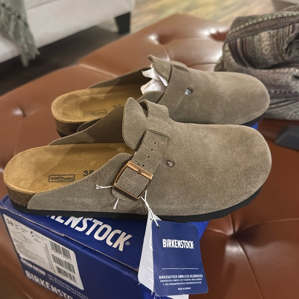 COPY - Birkenstocks soft bed suede